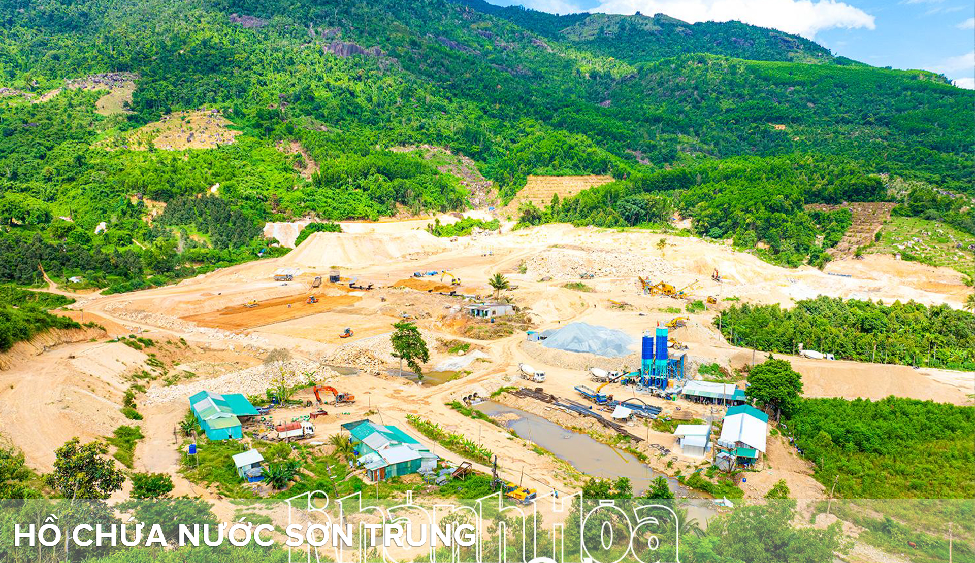 Hồ chứa nước Sơn Trung